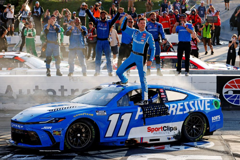 2025 1:24 Denny Hamlin No 11 Progressive Dover Race WINNER