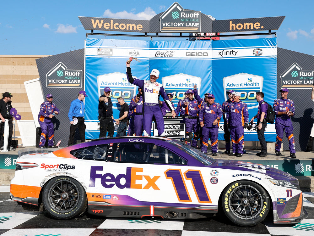 Joe Gibbs Racing 1:24 Scale Diecasts – Joe Gibbs Racing Store